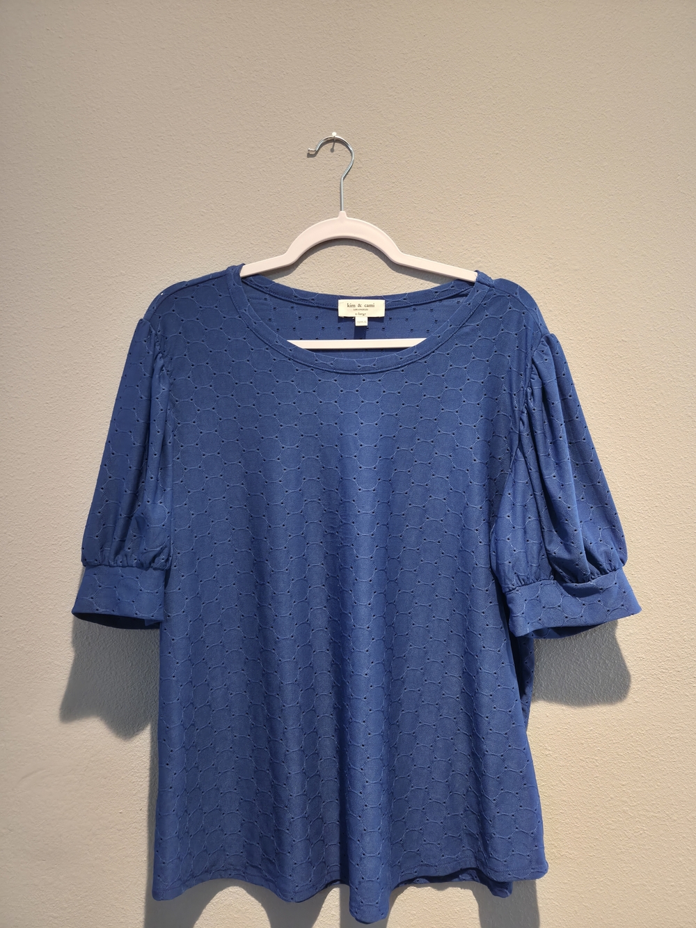 Kim & Cami Blue Eyelet Puff-Sleeve Tee